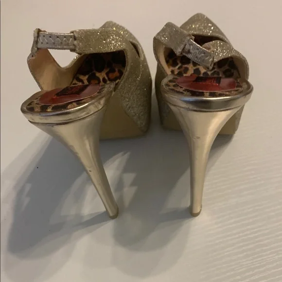 Frederick's of Hollywood Platform Heels - Picture 3 of 7